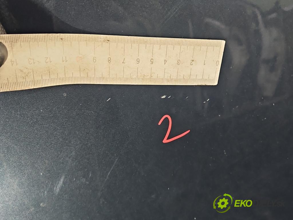 Hyundai I30 III 2016- 1.6 crdi 116 hp manual 85 kW 1598 cm3 5- kapota přední