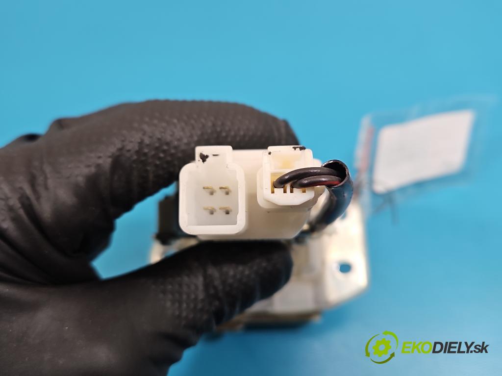 Suzuki SX4 I 2006-2014 1.6 16V M16A 120 HP manual 88 kW 1586 cm3 5- zámok kufrové dvere zadné