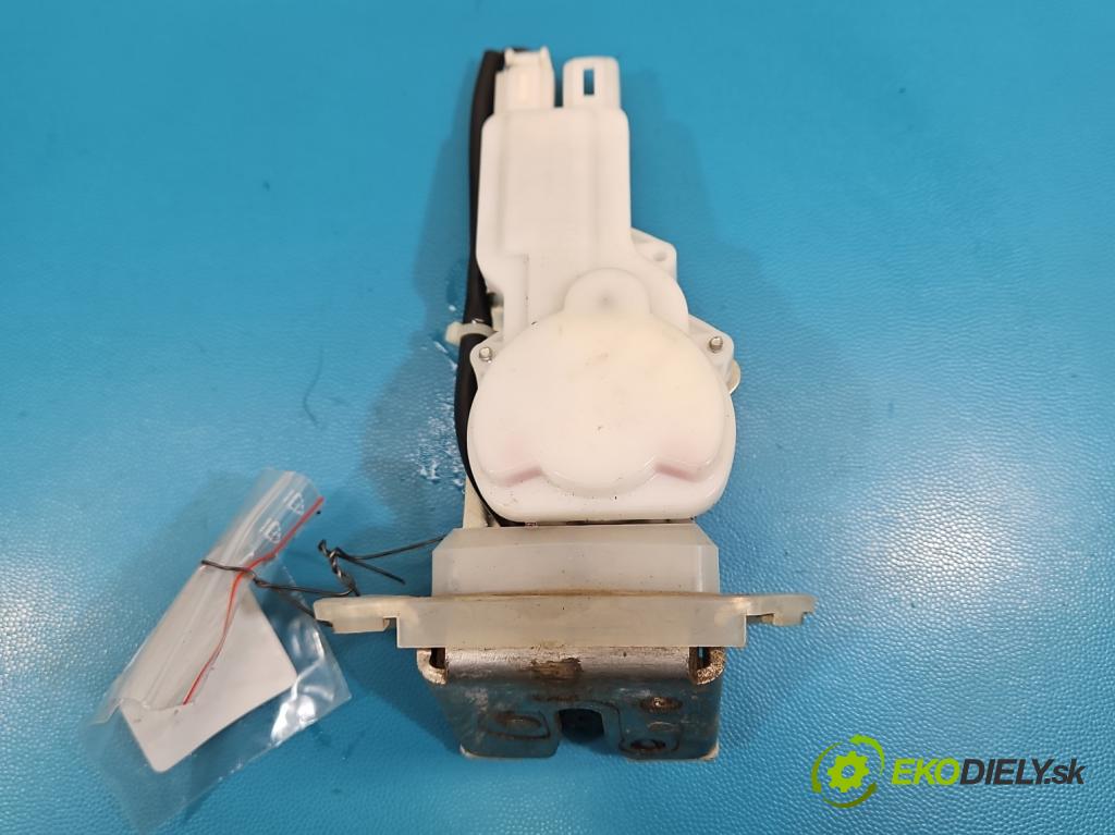 Suzuki SX4 I 2006-2014 1.6 16V M16A 120 HP manual 88 kW 1586 cm3 5- zámok kufrové dvere zadné