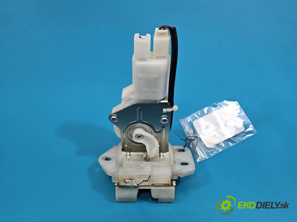 Suzuki SX4 I 2006-2014 1.6 16V M16A 120 HP manual 88 kW 1586 cm3 5- zámok kufrové dvere zadné