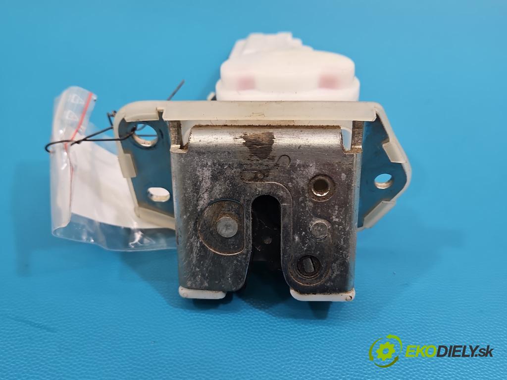 Suzuki SX4 I 2006-2014 1.6 16V M16A 120 HP manual 88 kW 1586 cm3 5- zámok kufrové dvere zadné