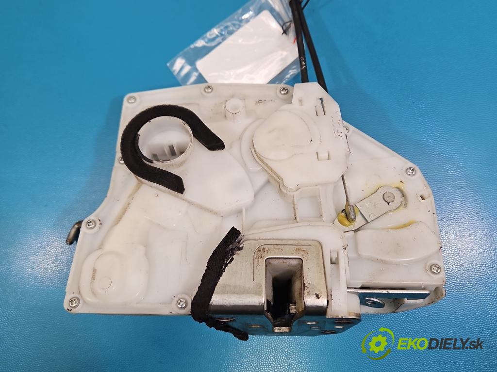 Suzuki SX4 I 2006-2014 1.6 16V 120 hp manual 88 kW 1586 cm3 5- zámek přední levý 82202-79J31