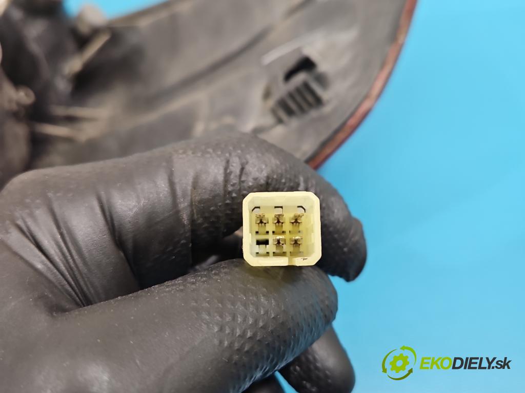 Suzuki SX4 I 2006-2014 1.6 16V M16A 120 HP manual 88 kW 1586 cm3 5- svetlo / reflektor zadné ľavé 220-16684 (Kľučka dverí ostatné)