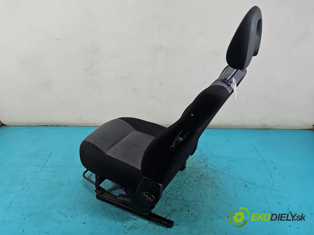 Fiat Seicento 0.9 8V 39 HP manual 29 kW 899 cm3 3- Sedačka ľavý  (Sedadlo)