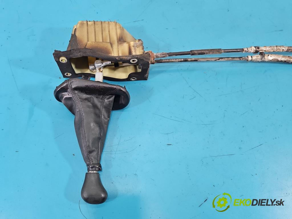 Fiat Seicento 0.9 8V 39 hp manual 29 kW 899 cm3 3- kulisa změny stupňová  (Řadicí páka (kulisa) )