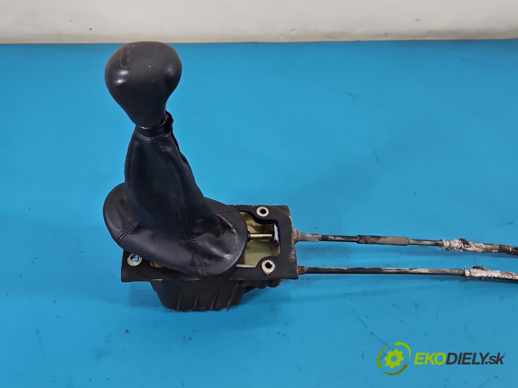 Fiat Seicento 0.9 8V 39 hp manual 29 kW 899 cm3 3- kulisa změny stupňová  (Řadicí páka (kulisa) )