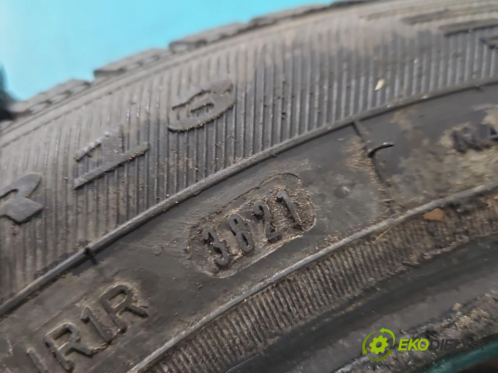 Fiat Seicento 0.9 8V 39 hp manual 29 kW 899 cm3 3- pneumatiky: zimní para