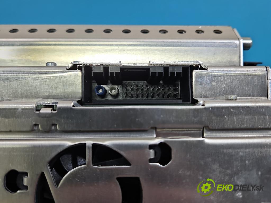 Mercedes S W221 2005-2013 3.5 V6 272 HP automatic 200 kW 3498 cm3 4- Menič: cd A2218702486 (CD menič)