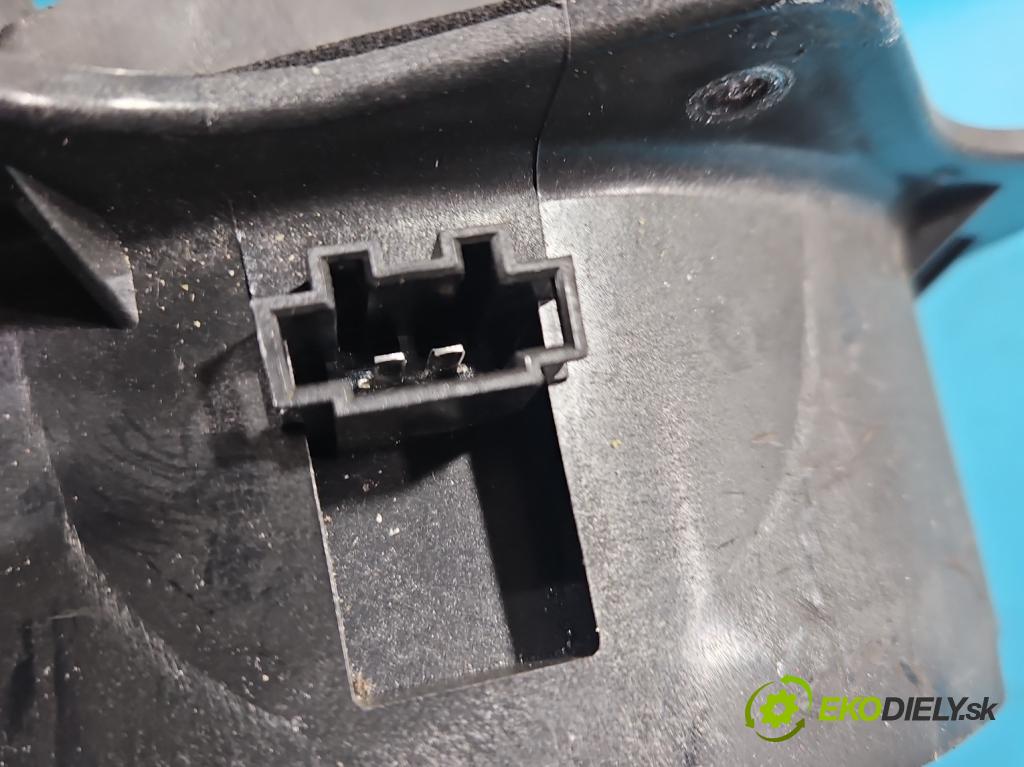 Mercedes S W221 2005-2013 3.5 V6 272 HP automatic 200 kW 3498 cm3 4- reproduktory komplet A2218203702