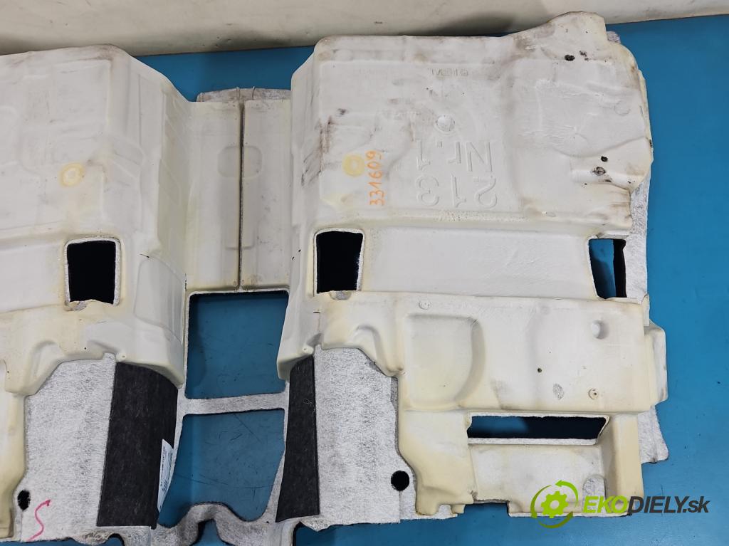 Mercedes E W213 2016-2023 2.0 CDI 194KM: automatic 143 kW 1950 cm3 4- koberec do auta ostatné A2136800741