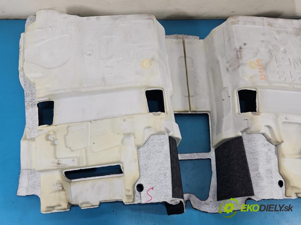 Mercedes E W213 2016-2023 2.0 CDI 194KM: automatic 143 kW 1950 cm3 4- koberec do auta ostatné A2136800741