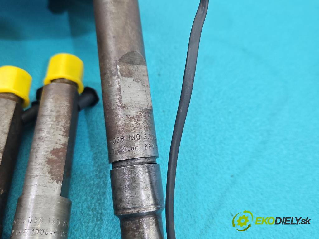 Audi A4 B5 1994-2001 1.9 tdi 110 hp manual 81 kW 1896 cm3 5- vstřikovač 028130201S (Vstřikovač paliva)