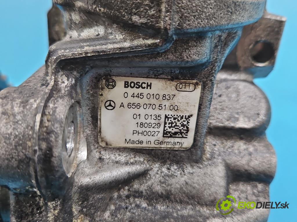 Mercedes S W222 2013-2020 3.0 cdi 656929 340KM automatic 250 kW 2925 cm3 4- čerpadlo vstřikovací 0445010837 (Vstřikovací čerpadlo)