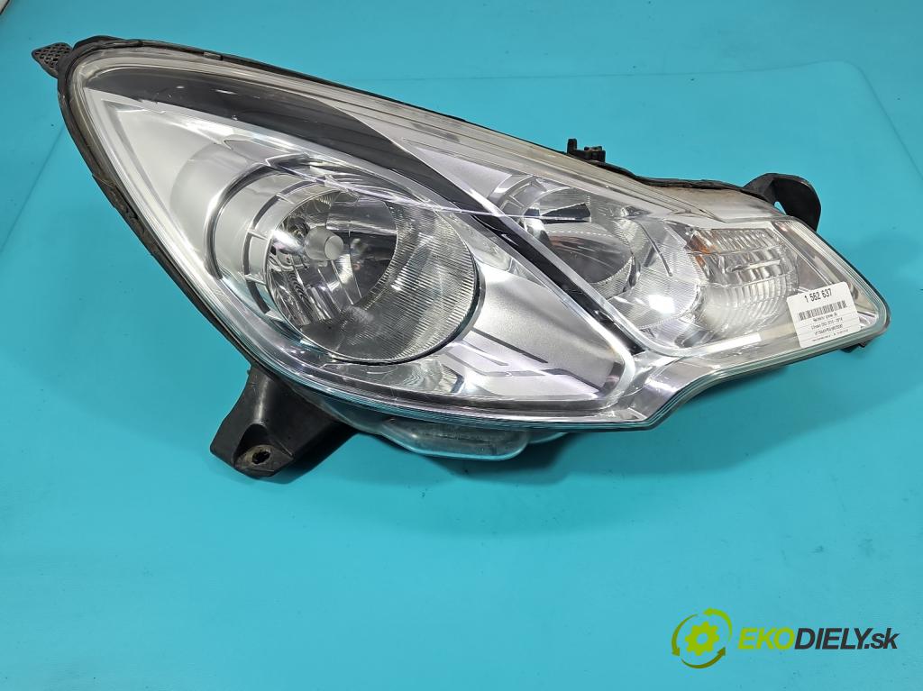 Citroen DS3 2010-2016 1.6 hdi 92 HP manual 68 kW 1560 cm3 3- Reflektor: pravý  (Svetlo predné pravé)