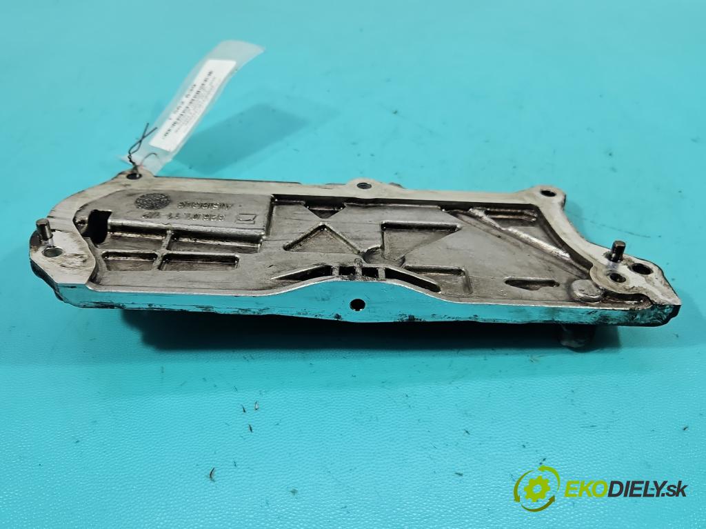 Mercedes S W222 2013-2020 3.0 cdi 656929 340KM: automatic 250 kW 2925 cm3 4- obal načasovanie A6540103903 (Kryt motora)