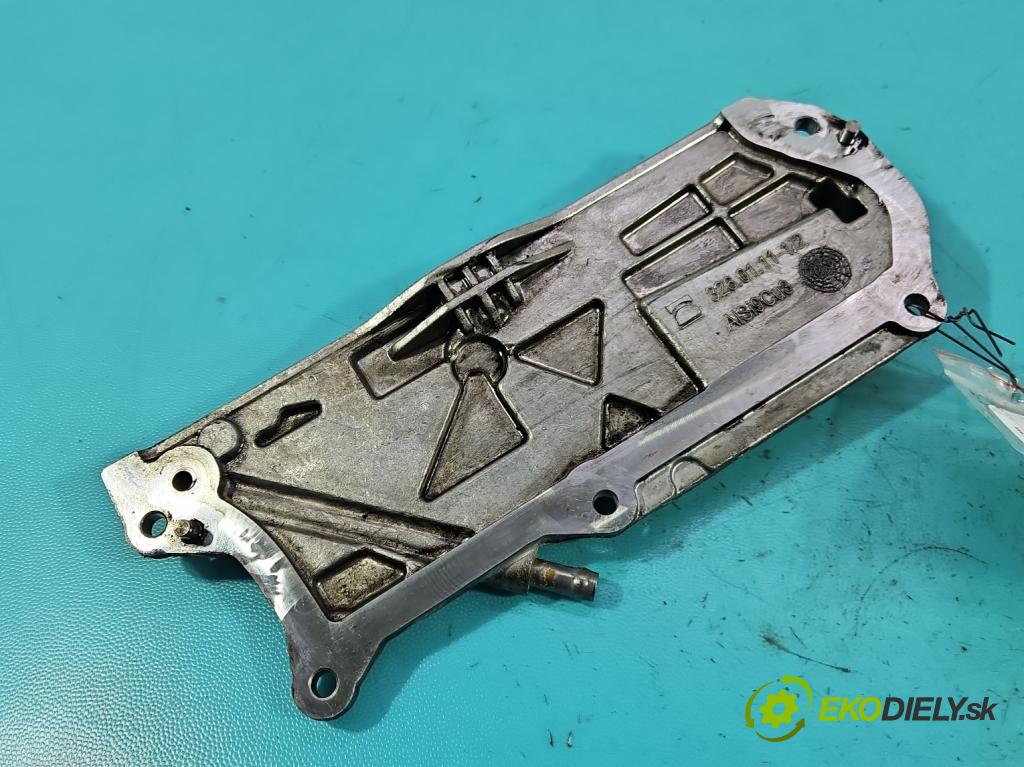 Mercedes S W222 2013-2020 3.0 cdi 656929 340KM: automatic 250 kW 2925 cm3 4- obal načasovanie A6540103903 (Kryt motora)