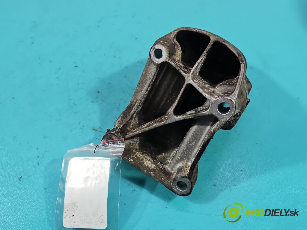 Mercedes S W222 2013-2020 3.0 cdi 656929 340KM: automatic 250 kW 2925 cm3 4- držiak motora A6562230304