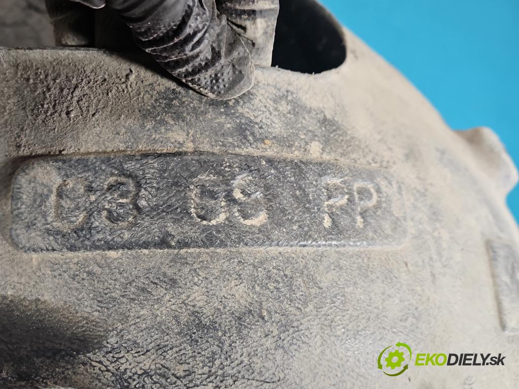 Citroen DS3 2010-2016 1.6 hdi 92 hp manual 68 kW 1560 cm3 3- blatník: přední pravé