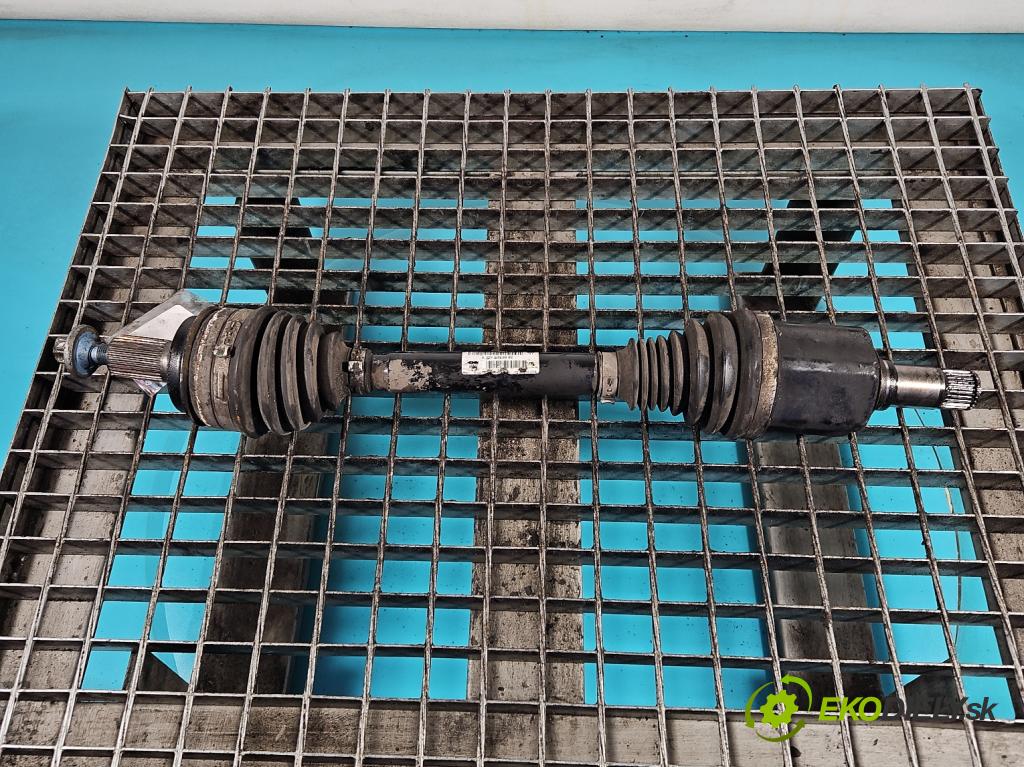 Mercedes S W222 2013-2020 3.0 cdi 656929 340KM automatic 250 kW 2925 cm3 4- poloos přední pravé A2223300902