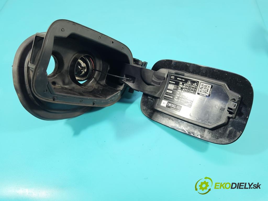 Mercedes S W222 2013-2020 3.0 cdi (656929) 340KM automatic 250 kW 2925 cm3 4- Klapka nalévání paliva A0005845610 (Klika dveří ostatní)