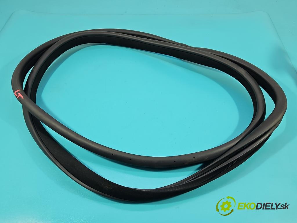 Mercedes S W222 2013-2020 3.0 cdi 656929 340KM automatic 250 kW 2925 cm3 4- Těsnění: dveře zadní levé A2226970351 (Karoserie ostatní)