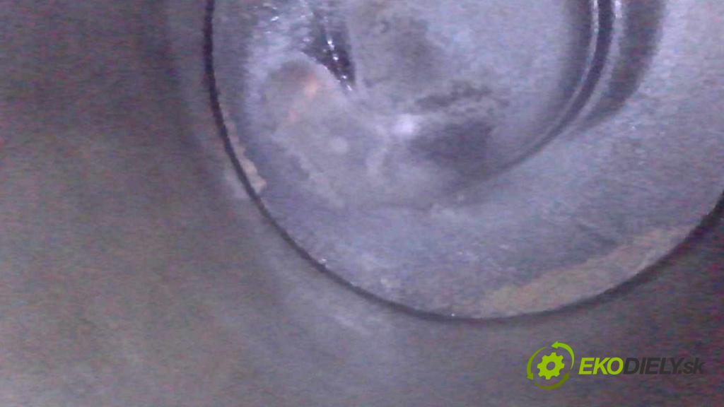 Skoda Rapid 2012-2019 1.2 TSI CBZA 86 HP manual 63 kW 1197 cm3 5- motor benzín: CBZF