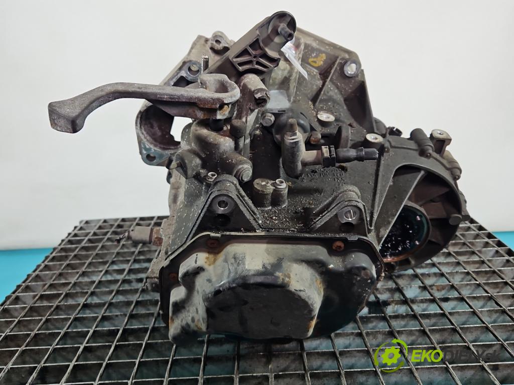 Skoda Rapid 2012-2019 1.2 TSI 86 HP manual 63 kW 1197 cm3 5- prevodovka stupeň,rýchlosť manual MFX