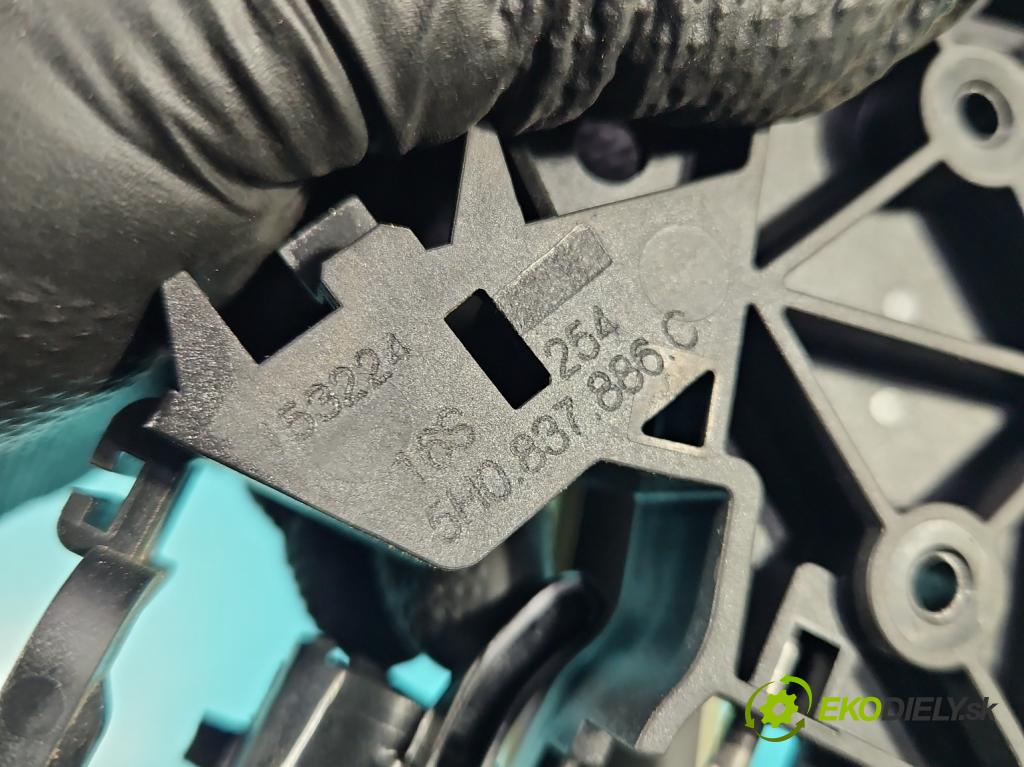 Skoda Superb IV 2023- 2.0 TDI 150 HP automatic 110 kW 1968 cm3 5- rukoväť predné pravé mimo: 5H0837886C (Kľučka dverí ostatné)