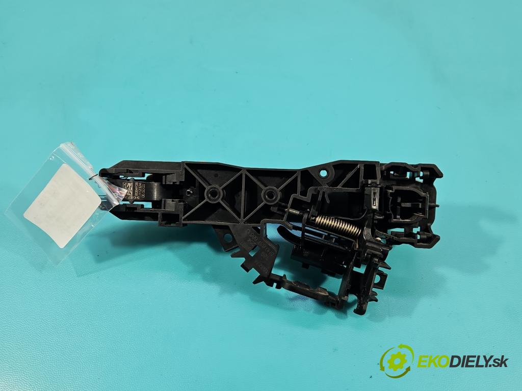 Skoda Superb IV 2023- 2.0 TDI 150 HP automatic 110 kW 1968 cm3 5- rukoväť predné pravé mimo: 5H0837886C (Kľučka dverí ostatné)