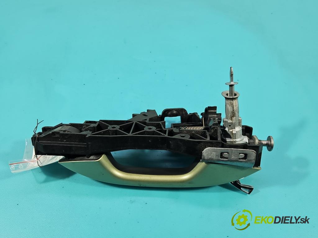 Skoda Superb IV 2023- 2.0 TDI 150 hp automatic 110 kW 1968 cm3 5- klika přední levé 5H1837205 (Vnější přední levá klika dveří)