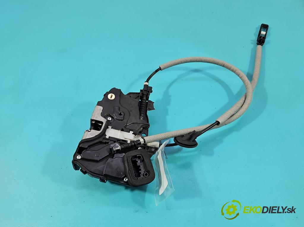 Skoda Superb IV 2023- 2.0 TDI 150 HP automatic 110 kW 1968 cm3 5- zámok zadné pravý 3J0839016A