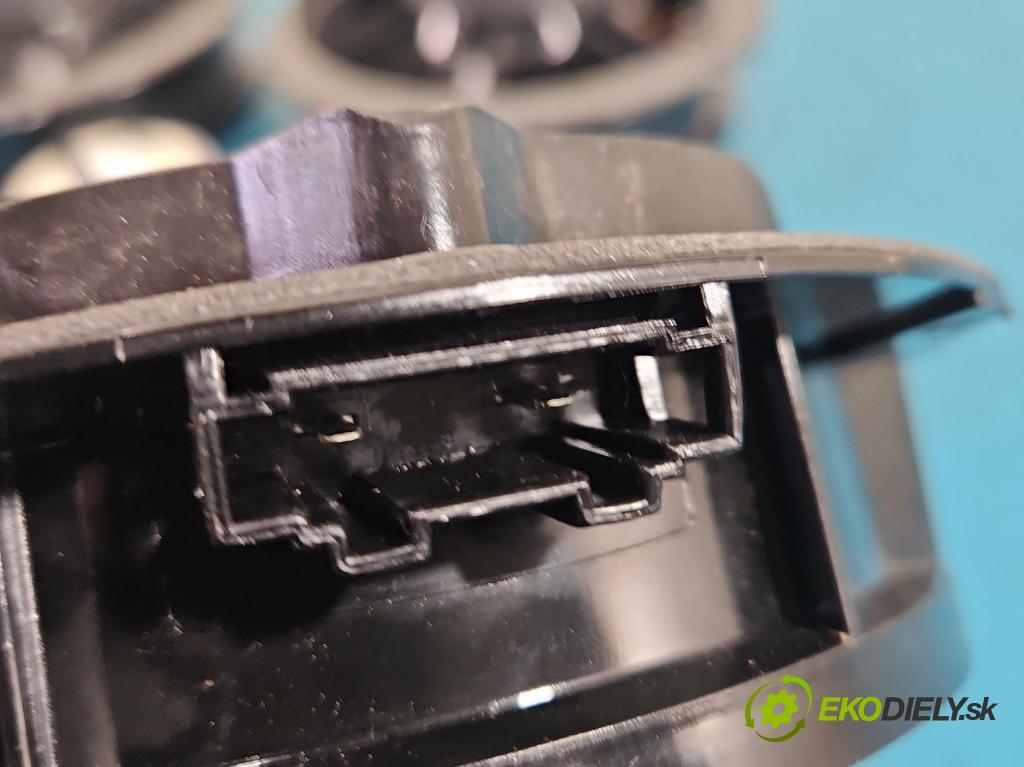 Skoda Superb IV 2023- 2.0 TDI 150 HP automatic 110 kW 1968 cm3 5- reproduktory komplet 3G0035453