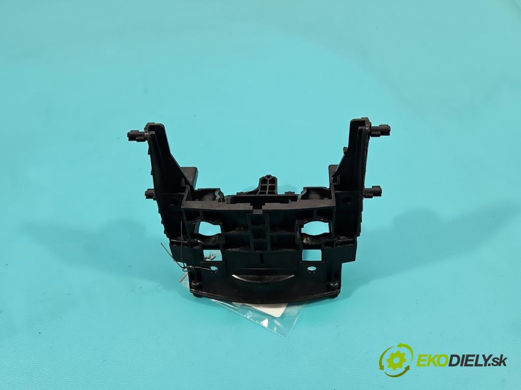 Skoda Superb IV 2023- 2.0 TDI 150 HP automatic 110 kW 1968 cm3 5- Upevnenie: 1EE953223