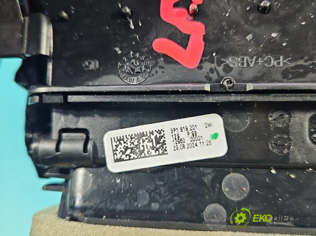 Skoda Superb IV 2023- 2.0 TDI 150 hp automatic 110 kW 1968 cm3 5- Mřížka: topení 3P1819201