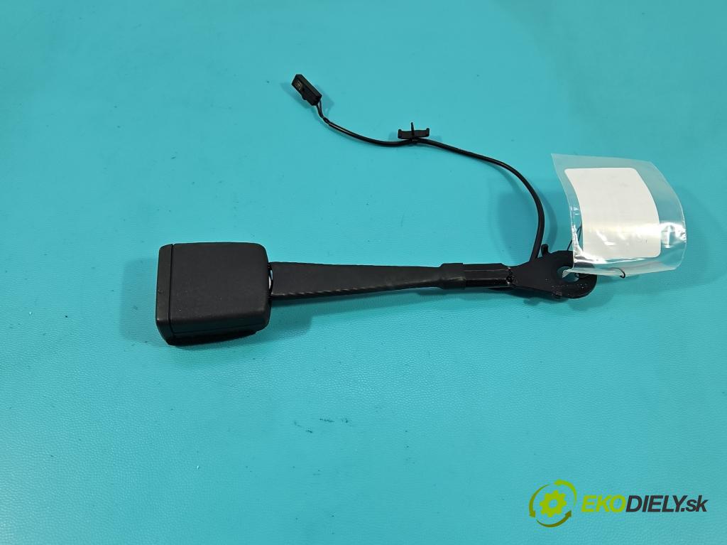 Skoda Superb IV 2023- 2.0 TDI 150 HP automatic 110 kW 1968 cm3 5- pas bezpečnosť: predné pravý 8Y0857755