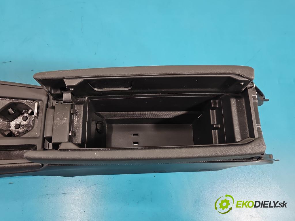 Skoda Superb IV 2023- 2.0 TDI 150 HP automatic 110 kW 1968 cm3 5- operadlo 3J1863074 (Lakťová opierka)