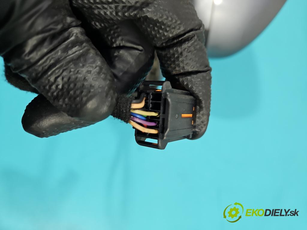 Citroen C5 II 2008-2017 2.0 hdi 136 HP manual 100 kW 1997 cm3 4- zrkadlo ľavé  (Kľučka dverí ostatné)