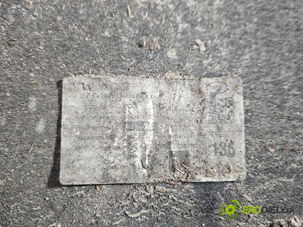 Skoda Superb IV 2023- 2.0 TDI 150 HP automatic 110 kW 1968 cm3 5- Blatník: zadné pravé