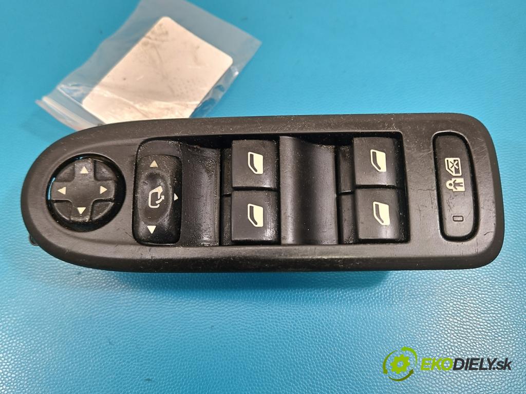 Citroen C5 II 2008-2017 2.0 hdi 136 HP manual 100 kW 1997 cm3 4- prepínač okien spätných zrkadiel 96660258XT