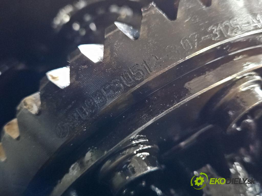 Mercedes S W221 2005-2013 3.5 V6 272 HP automatic 200 kW 3498 cm3 4- Most: zadní: