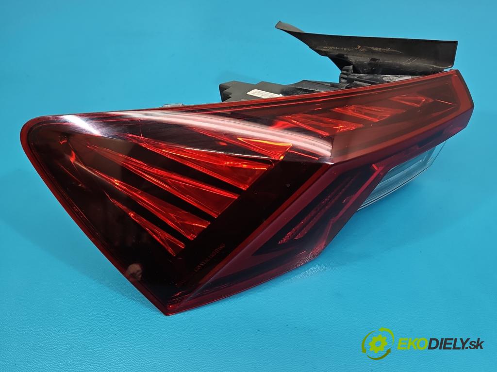 Skoda Octavia IV 2019- 2.0 TDI 116 HP manual 85 kW 1968 cm3 5- svetlo / reflektor zadné ľavé 5E3945207A (Kľučka dverí ostatné)