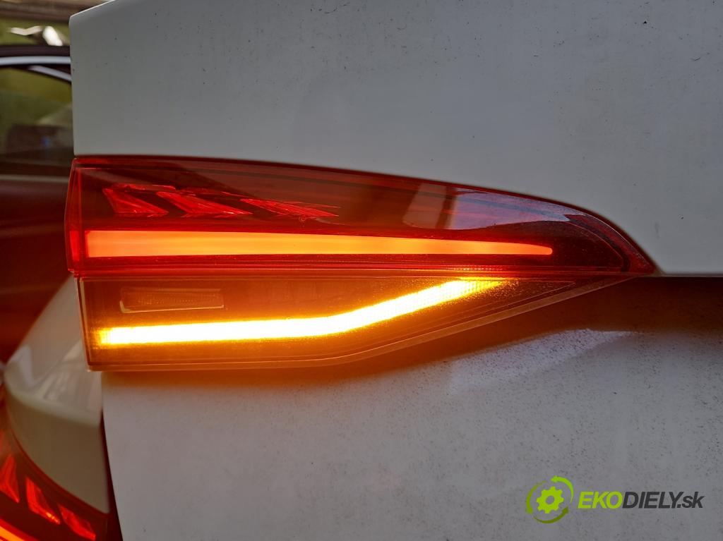 Skoda Octavia IV 2019- 2.0 TDI 116 hp manual 85 kW 1968 cm3 5- světlo zadní levé 5E6945307A (Klika dveří ostatní)