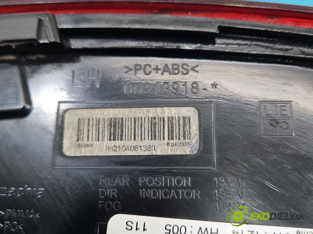 Skoda Octavia IV 2019- 2.0 TDI 116 HP manual 85 kW 1968 cm3 5- svetlo / reflektor zadné ľavé 5E6945307A (Kľučka dverí ostatné)