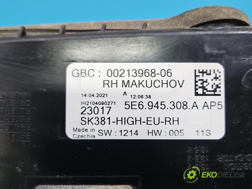 Skoda Octavia IV 2019- 2.0 TDI 116 HP manual 85 kW 1968 cm3 5- svetlo / reflektor zadné pravé 5E6945308A (Kľučka dverí ostatné)