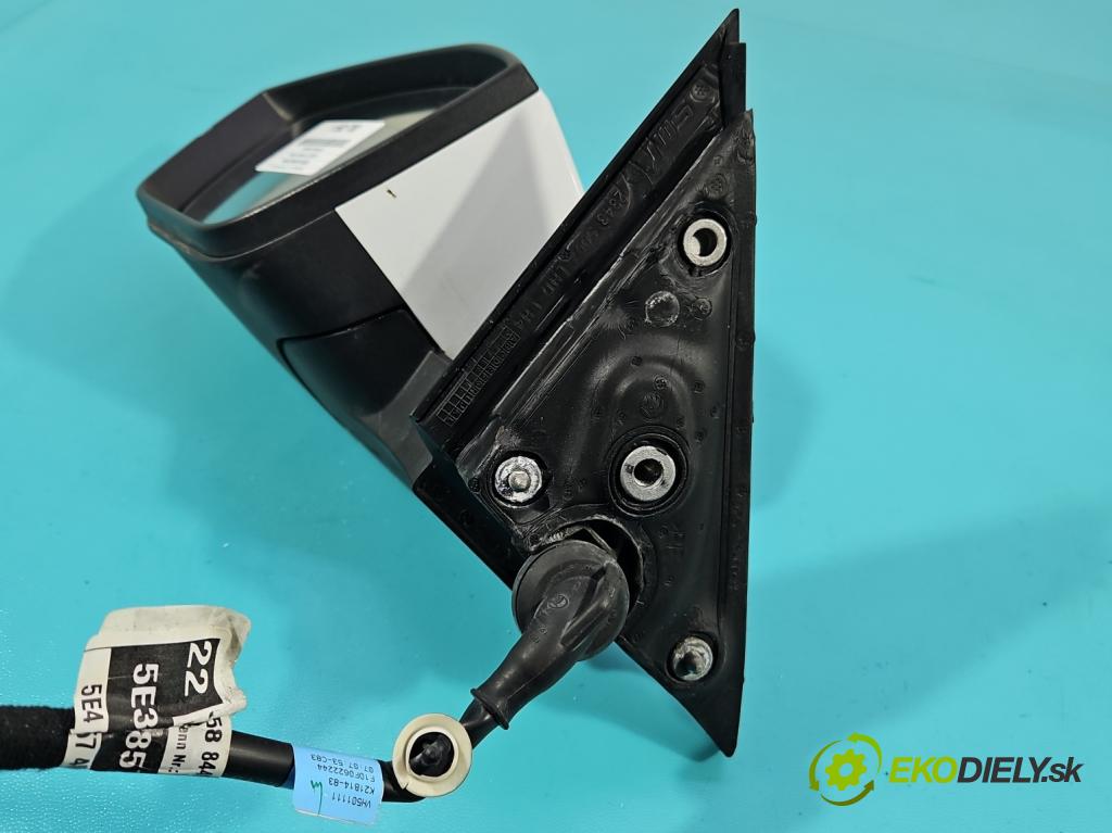 Skoda Octavia IV 2019- 2.0 TDI 116 HP manual 85 kW 1968 cm3 5- zrkadlo ľavé 5E4857407 (Kľučka dverí ostatné)