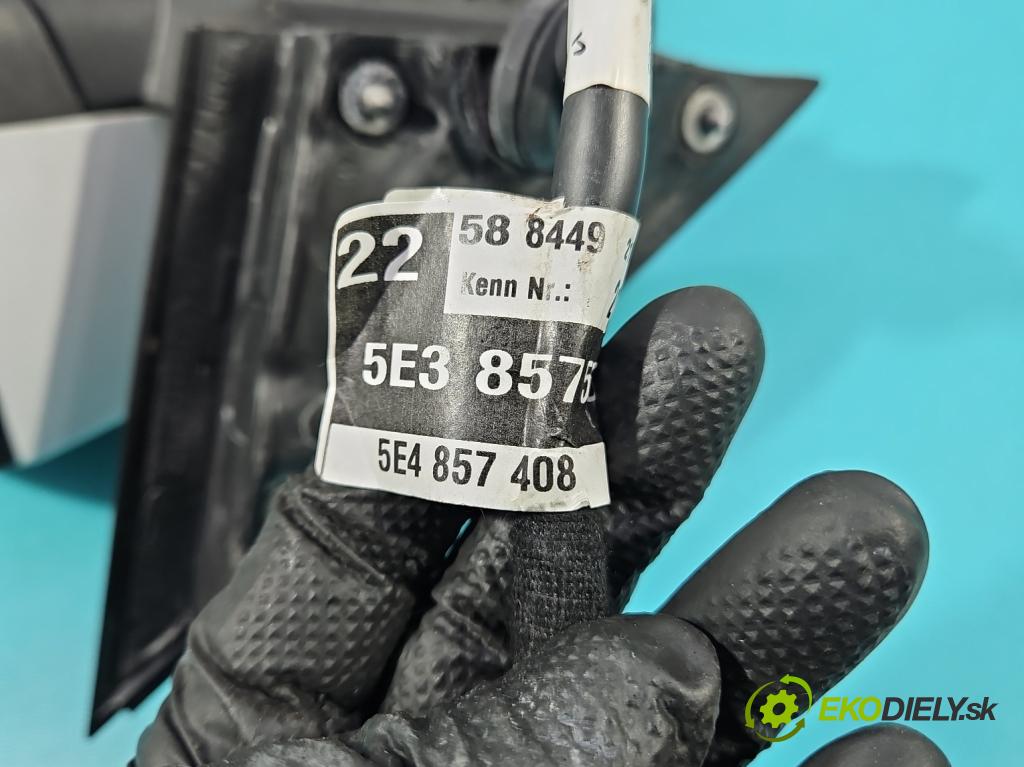 Skoda Octavia IV 2019- 2.0 TDI 116 HP manual 85 kW 1968 cm3 5- zrkadlo pravé 5E3857538 (Kľučka dverí ostatné)