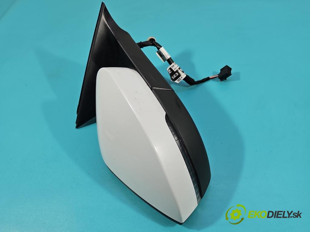 Skoda Octavia IV 2019- 2.0 TDI 116 HP manual 85 kW 1968 cm3 5- zrkadlo pravé 5E3857538 (Kľučka dverí ostatné)