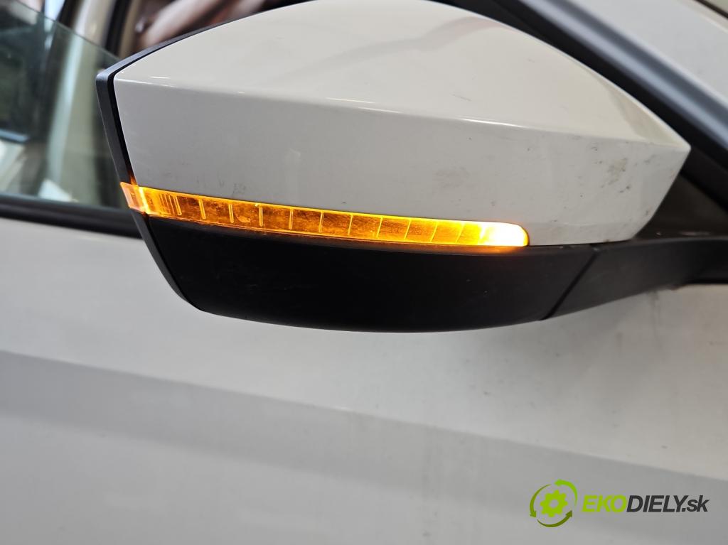 Skoda Octavia IV 2019- 2.0 TDI 116 HP manual 85 kW 1968 cm3 5- zrkadlo pravé 5E3857538 (Kľučka dverí ostatné)