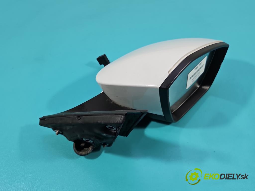 Skoda Octavia IV 2019- 2.0 TDI 116 HP manual 85 kW 1968 cm3 5- zrkadlo pravé 5E3857538 (Kľučka dverí ostatné)