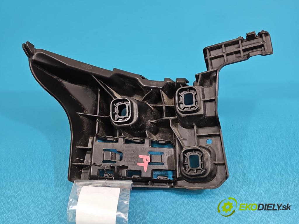 Skoda Superb IV 2023- 2.0 TDI 150 HP automatic 110 kW 1968 cm3 5- Boty: nárazník zadné pravý 3P0807378